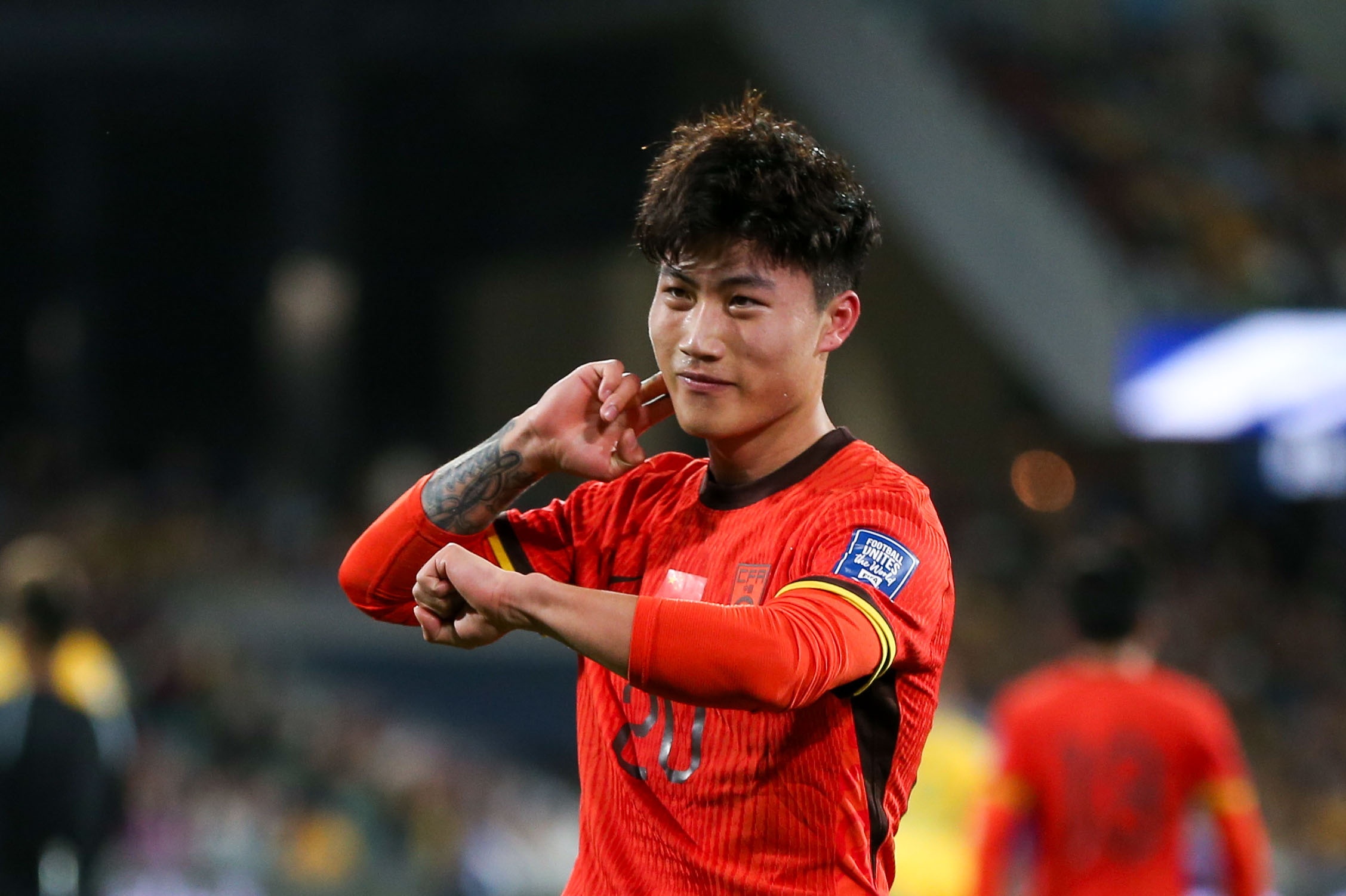 ?凌晨2:15的國(guó)足比賽，你選擇熬夜，還是一覺醒來看集錦？